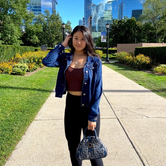 Meet your Posher, Paulina - Picture 2 of 3